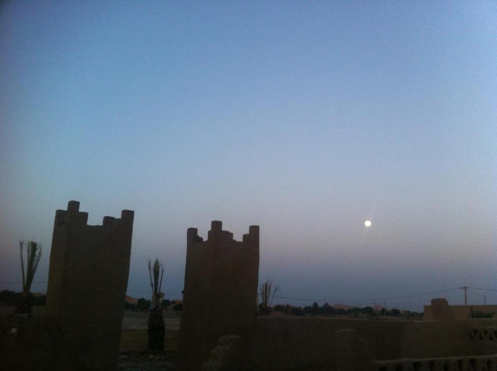 Riad Les Flamants Roses Merzouga Exterior photo