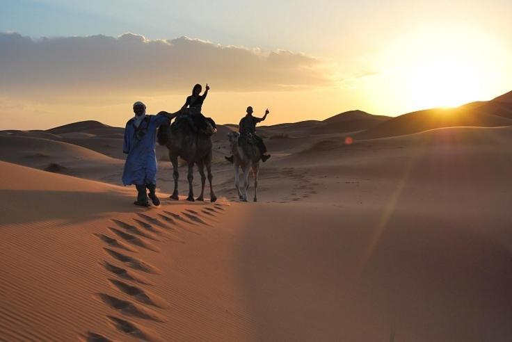 Riad Les Flamants Roses Merzouga Exterior photo